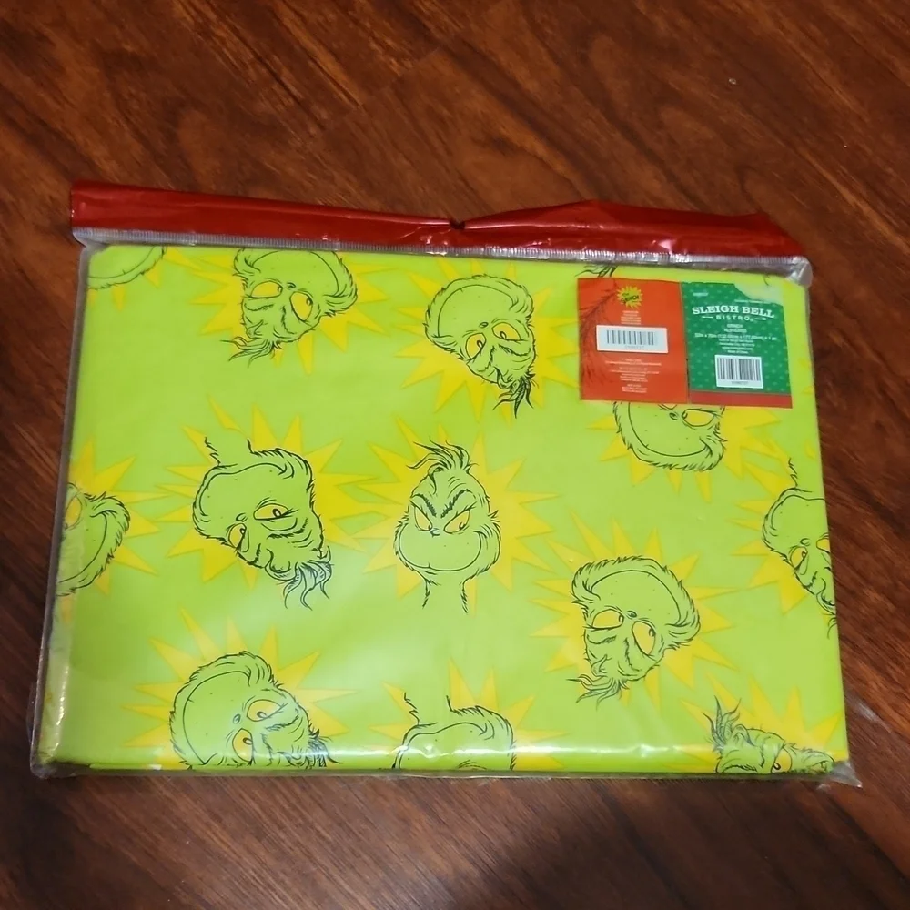 Grinch table cloth 52 x 70 inches new